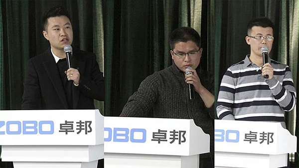 技術(shù)部經(jīng)理大劉偉、小劉偉、推廣部經(jīng)理張曉峰