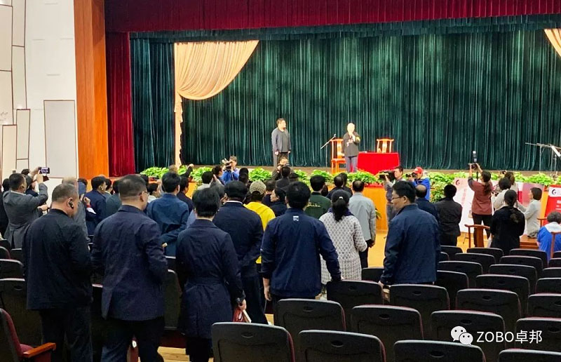 音響設(shè)備在舞臺演出中的運(yùn)用分析