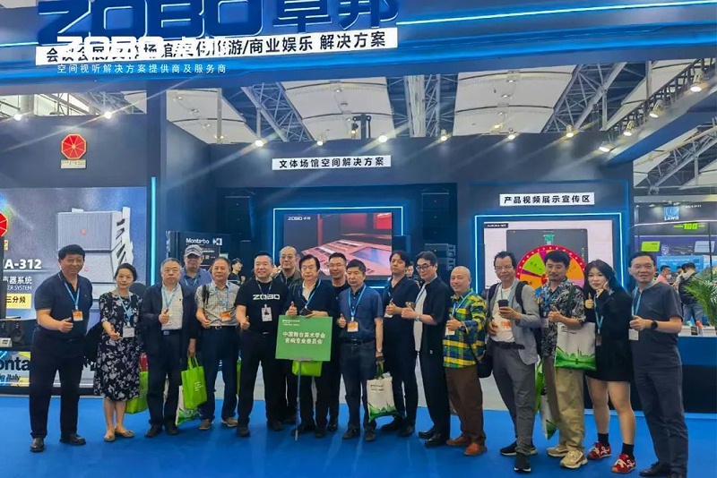 1人潮涌動，新品閃耀!ZOBO卓邦廣州展首日引爆行業(yè)焦點