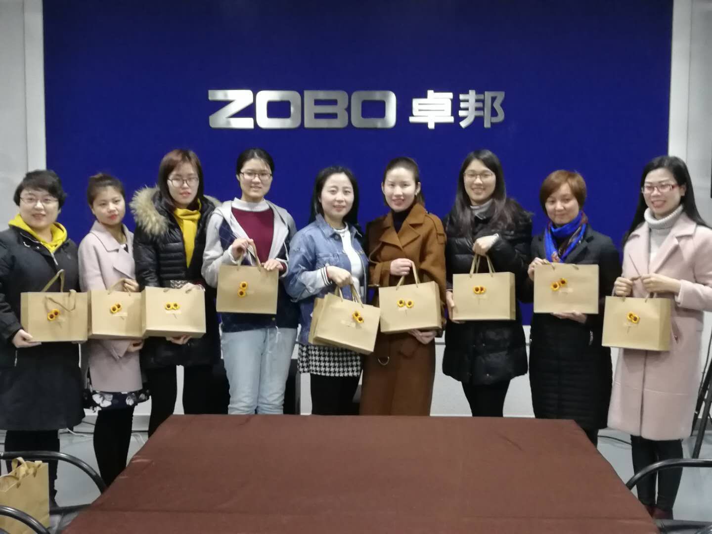 春風十里，桃香四溢！|我們既是元氣少女，也是魅力女！